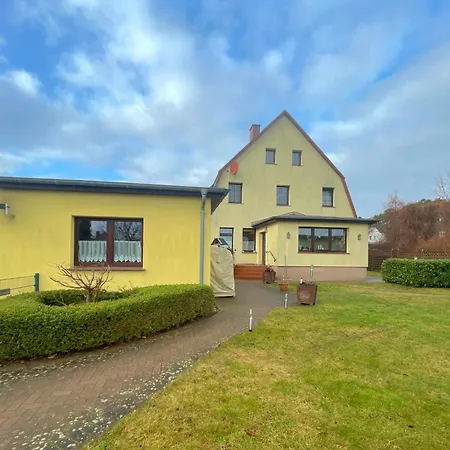 Haus Antje Gartenbungalow 別荘 ケルピンセ
