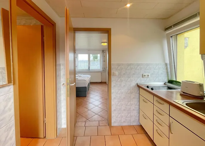 Haus Antje Gartenbungalow Feriehus Kölpinsee