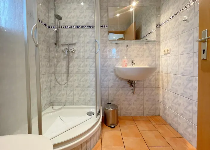 Haus Antje Gartenbungalow * Kölpinsee